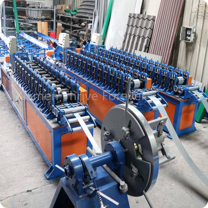 China Manufacture Stud And Truss Profile Roll Forming Machine